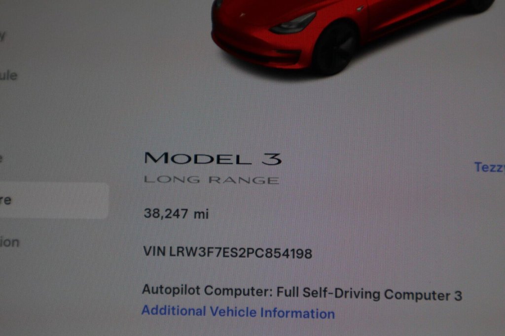 Used Tesla Model 3 2023 for sale - 76386309: Photo 48