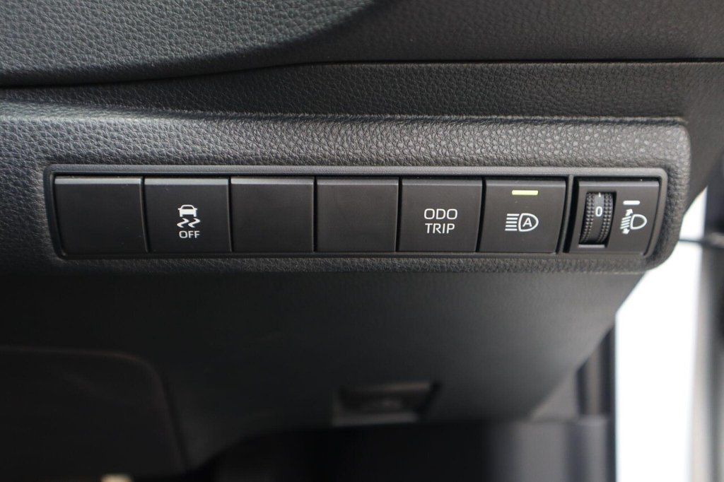 Used Toyota Corolla 2024 for sale - 77014385: Photo 25