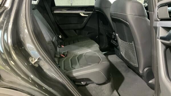 Used Volkswagen Touareg 2023 for sale - 77667557: Photo 11