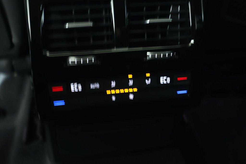 Used Volkswagen Touareg 2023 for sale - 77667557: Photo 17