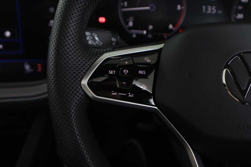 Used Volkswagen Touareg 2023 for sale - 77667557: Photo 18