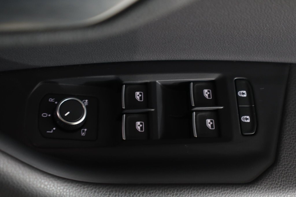 Used Volkswagen Touareg 2023 for sale - 77667557: Photo 28