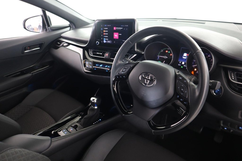 Used Toyota C-HR 2022 for sale - 76914766: Photo 11