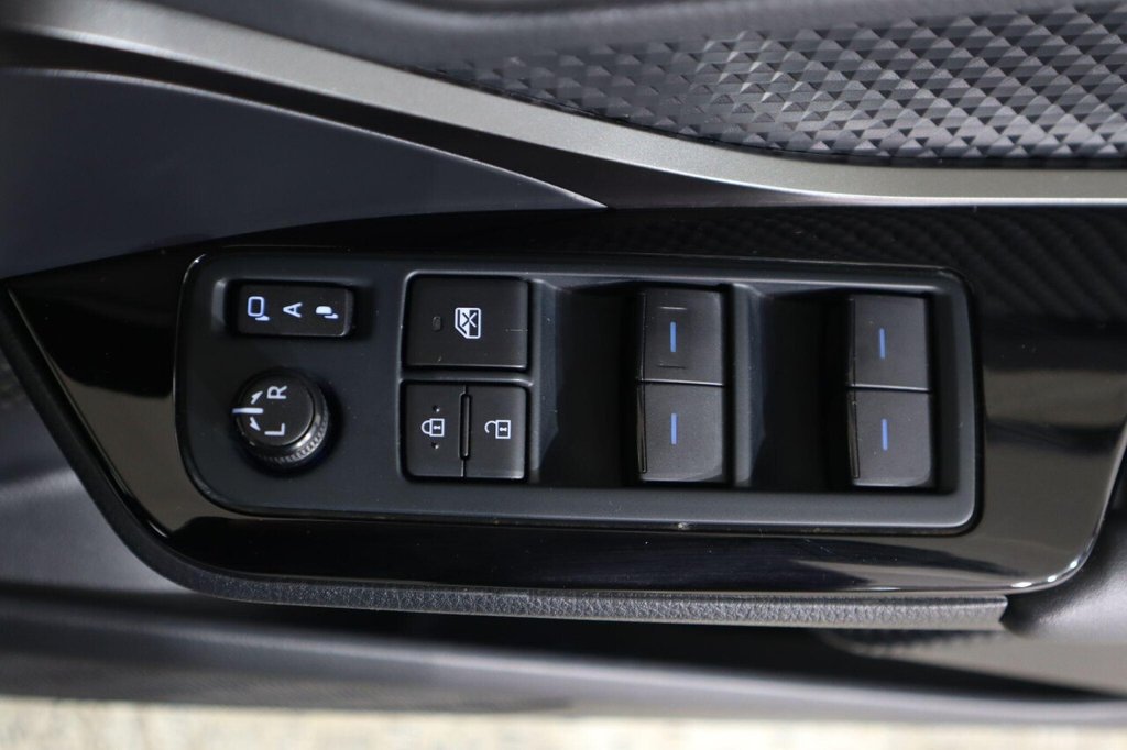 Used Toyota C-HR 2022 for sale - 76914766: Photo 25