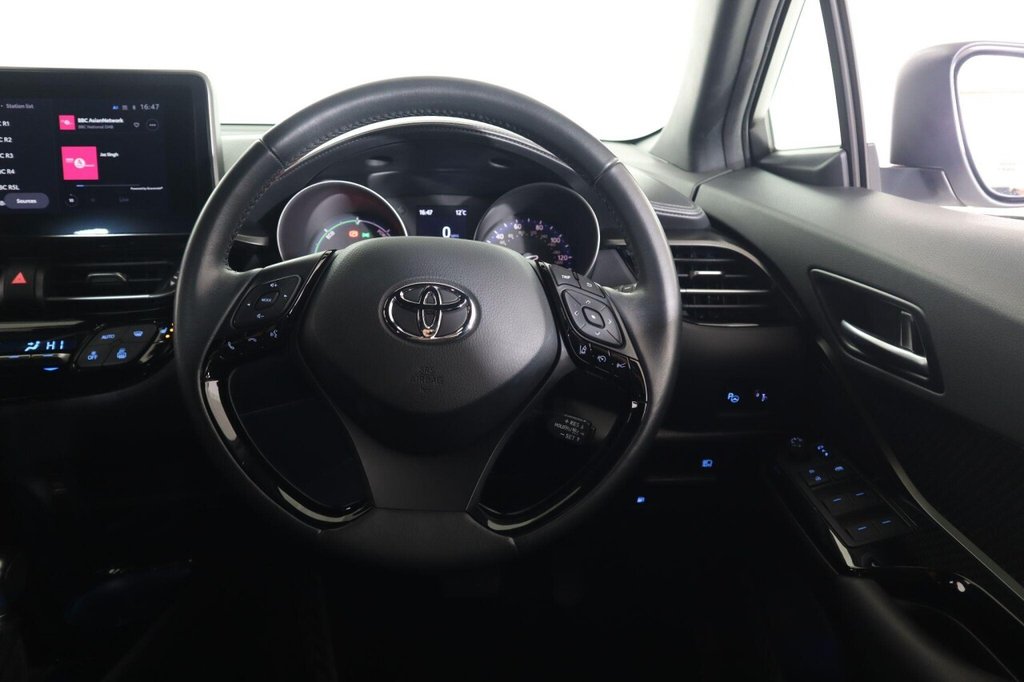 Used Toyota C-HR 2022 for sale - 76914766: Photo 40
