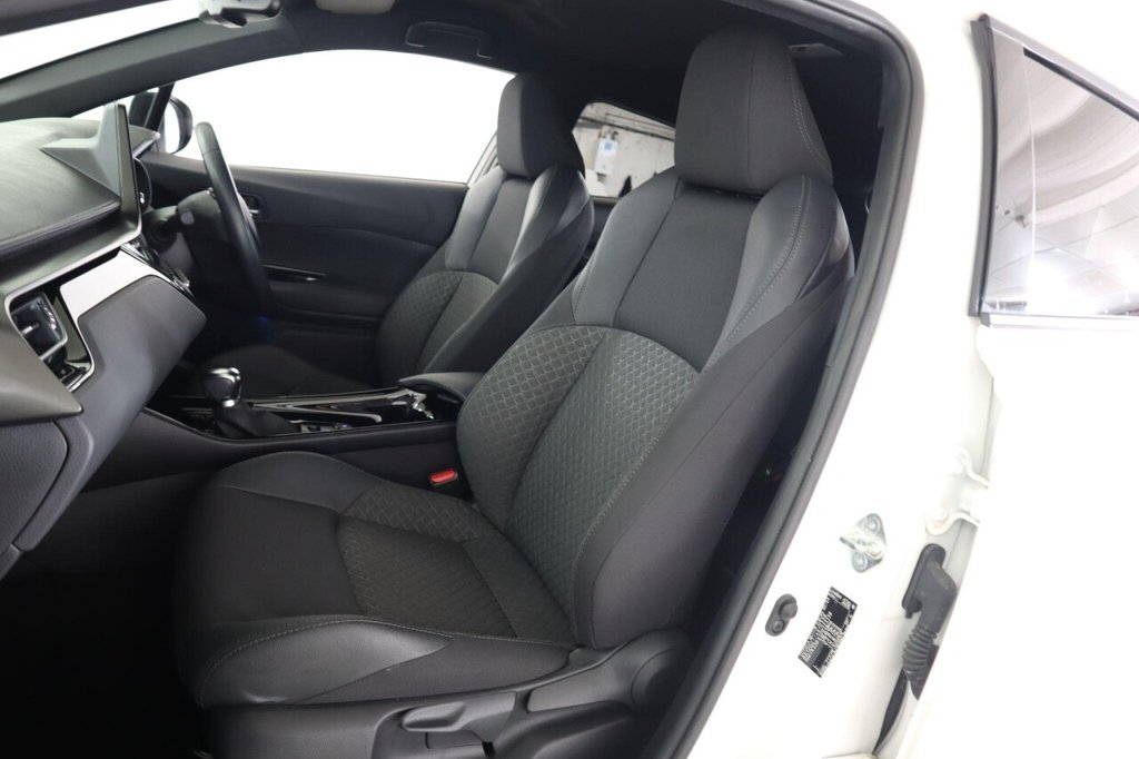 Used Toyota C-HR 2022 for sale - 76914766: Photo 41