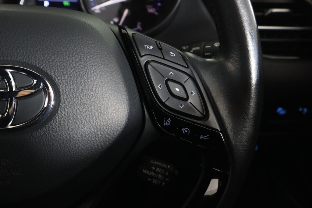Used Toyota C-HR 2022 for sale - 76698560: Photo 18