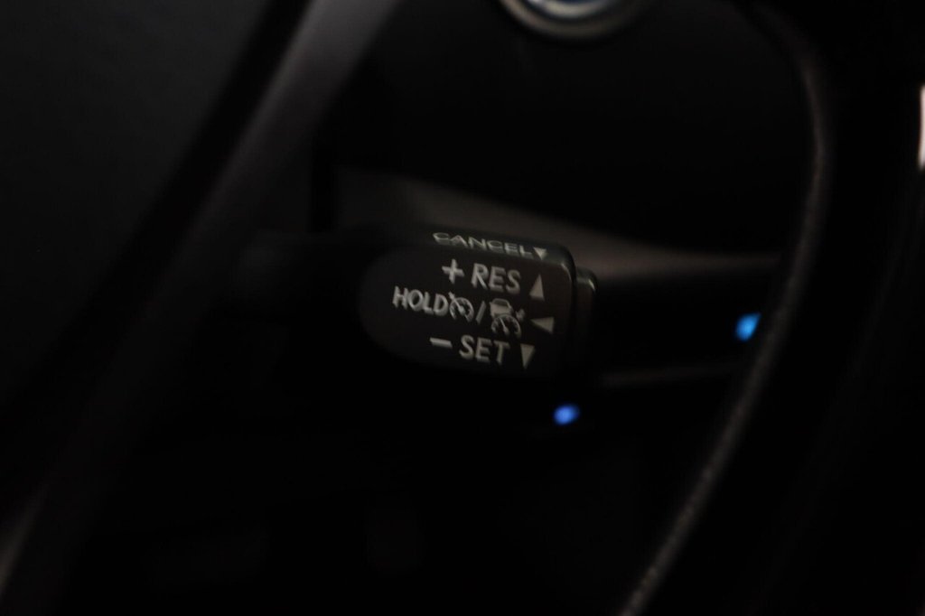 Used Toyota C-HR 2022 for sale - 76698560: Photo 21