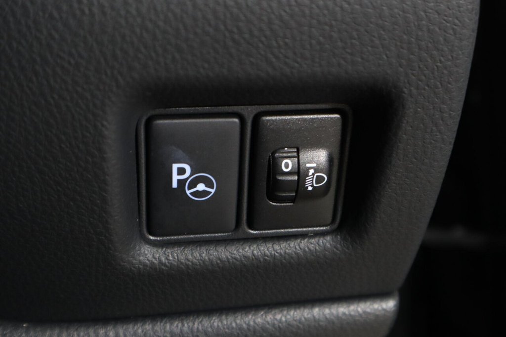 Used Toyota C-HR 2022 for sale - 76698560: Photo 27