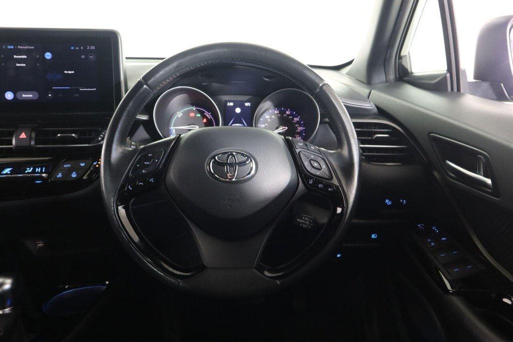 Used Toyota C-HR 2022 for sale - 76698560: Photo 48