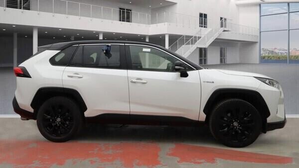 Used Toyota RAV4 2020 for sale - 77551708: Photo 4
