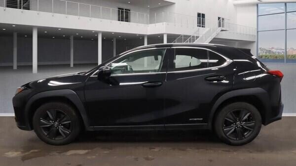 Used Lexus UX 2021 for sale - 77680370: Photo 4