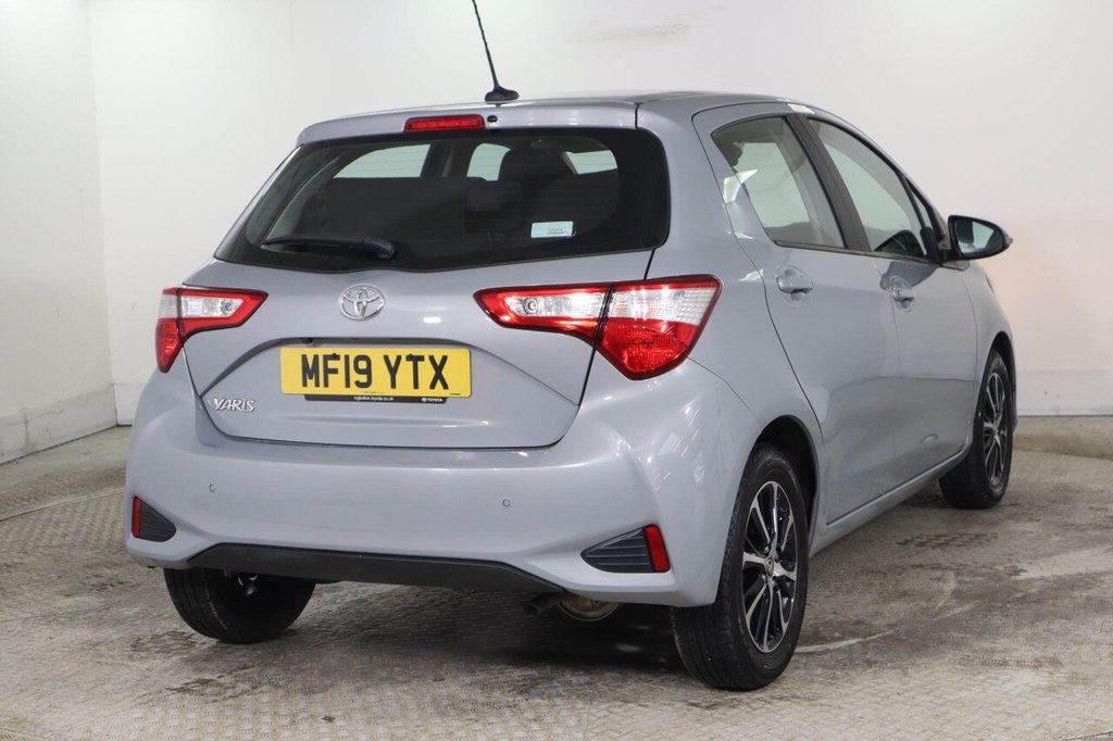 Used Toyota Yaris 2019 for sale - 77680995: Photo 10