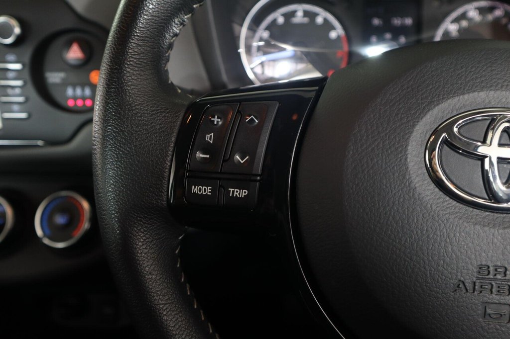 Used Toyota Yaris 2019 for sale - 77680995: Photo 18