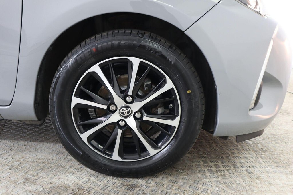 Used Toyota Yaris 2019 for sale - 77680995: Photo 27