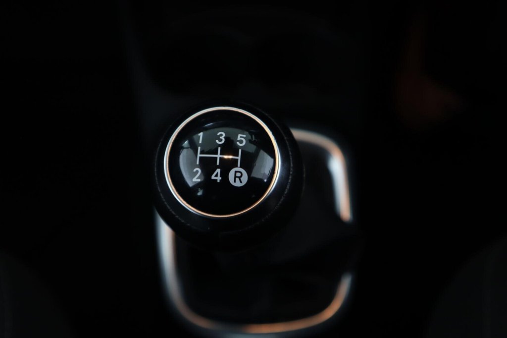 Used Toyota Yaris 2019 for sale - 77680995: Photo 48