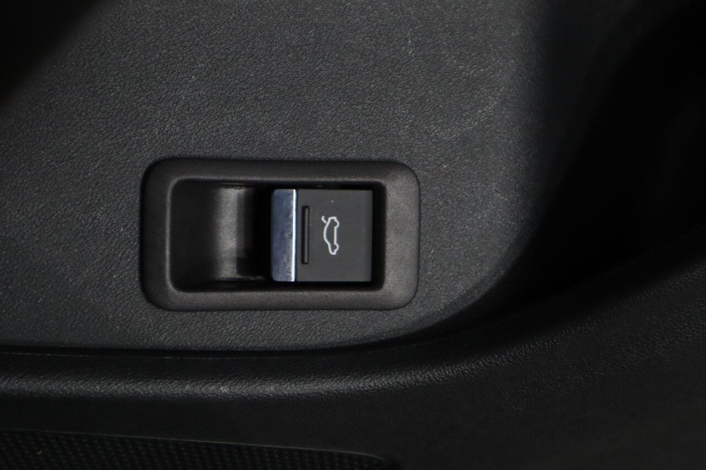 Used Audi Q4 e-tron 2022 for sale - 76256246: Photo 28