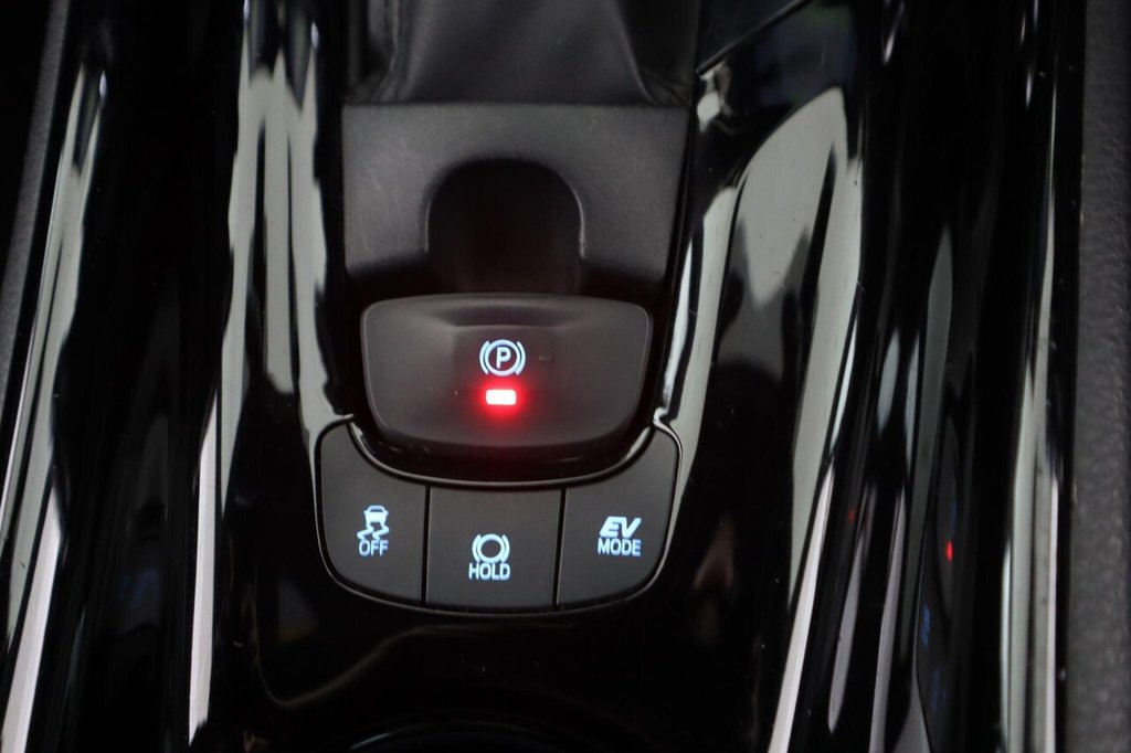 Used Toyota C-HR 2020 for sale - 76376006: Photo 21
