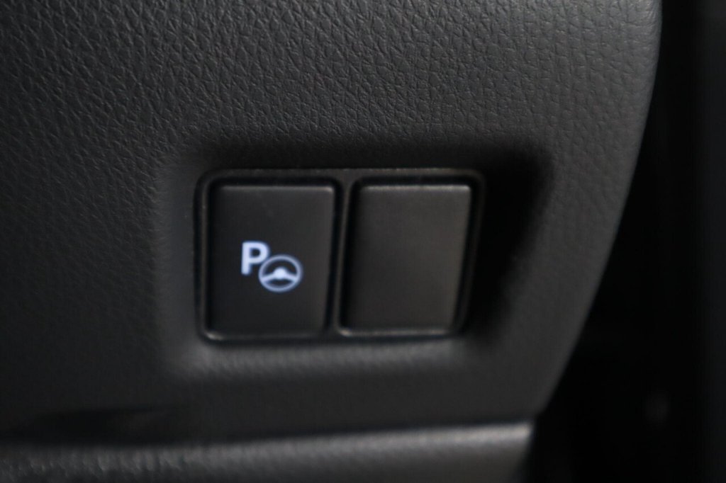 Used Toyota C-HR 2020 for sale - 76376006: Photo 22