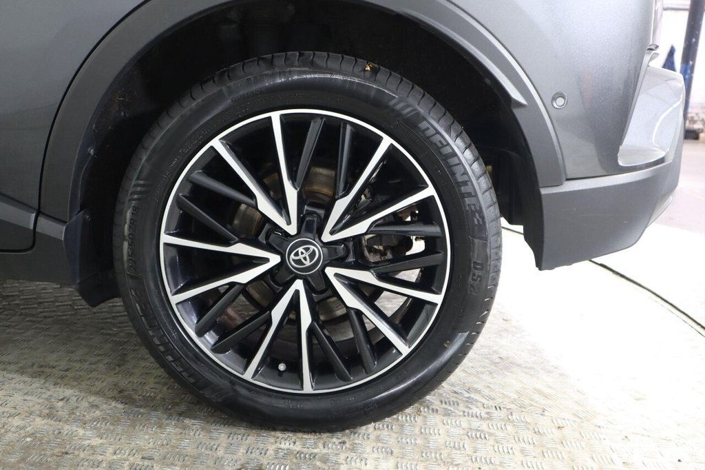 Used Toyota C-HR 2020 for sale - 76376006: Photo 29