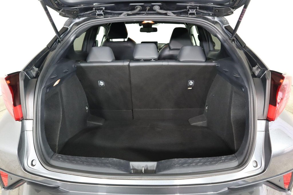 Used Toyota C-HR 2020 for sale - 76376006: Photo 41