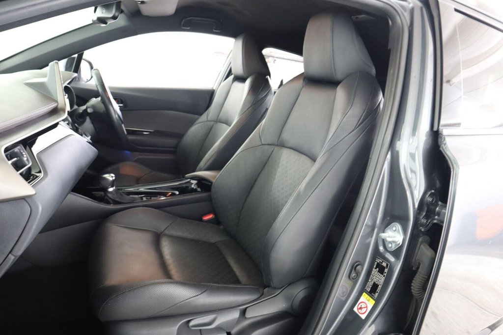 Used Toyota C-HR 2020 for sale - 76376006: Photo 43