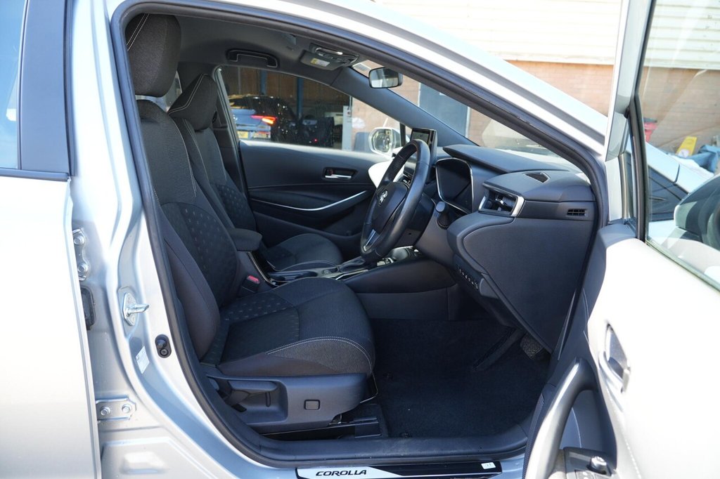 Used Toyota Corolla 2024 for sale - 77936766: Photo 24