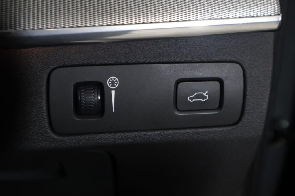 Used Volvo XC90 2020 for sale - 77507648: Photo 27