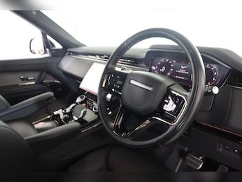 Used Land Rover Range Rover Sport 2023 for sale - 79530585: Photo