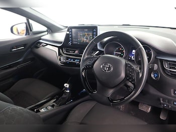 Used Toyota C-HR 2022 for sale - 78657973: Photo