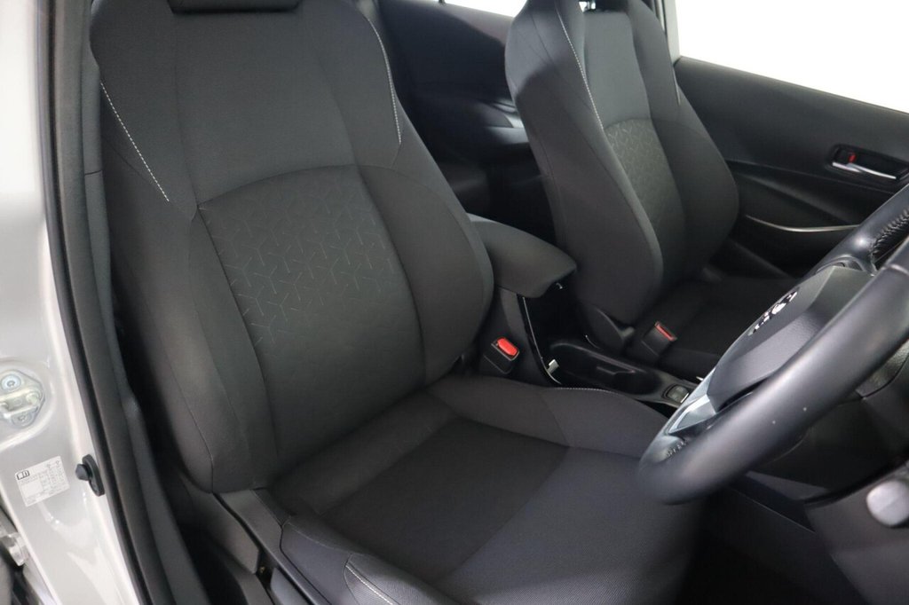 Used Toyota Corolla 2020 for sale - 77007667: Photo 19