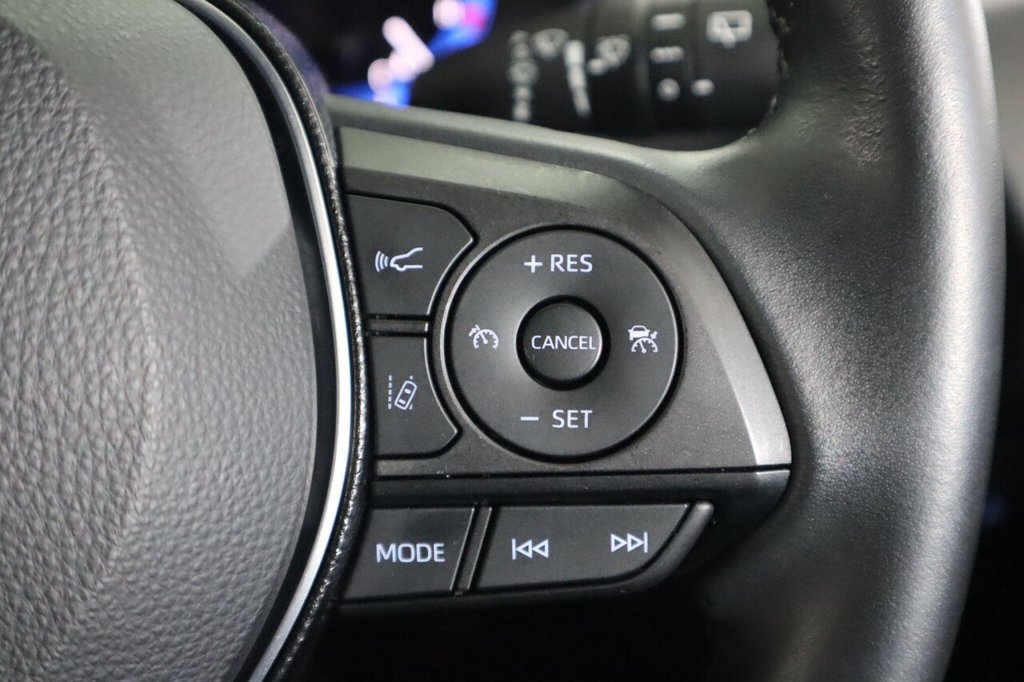 Used Toyota Corolla 2020 for sale - 77007667: Photo 40