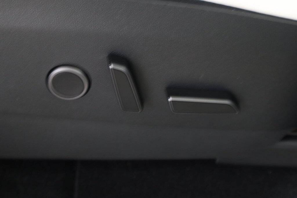 Used Tesla Model Y 2023 for sale - 77642706: Photo 20