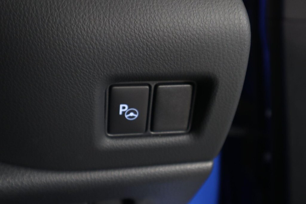 Used Toyota C-HR 2020 for sale - 77227010: Photo 28