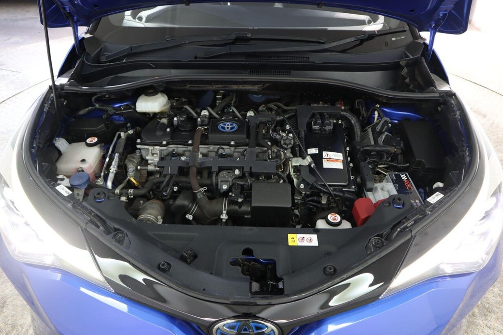 Used Toyota C-HR 2020 for sale - 77227010: Photo 32