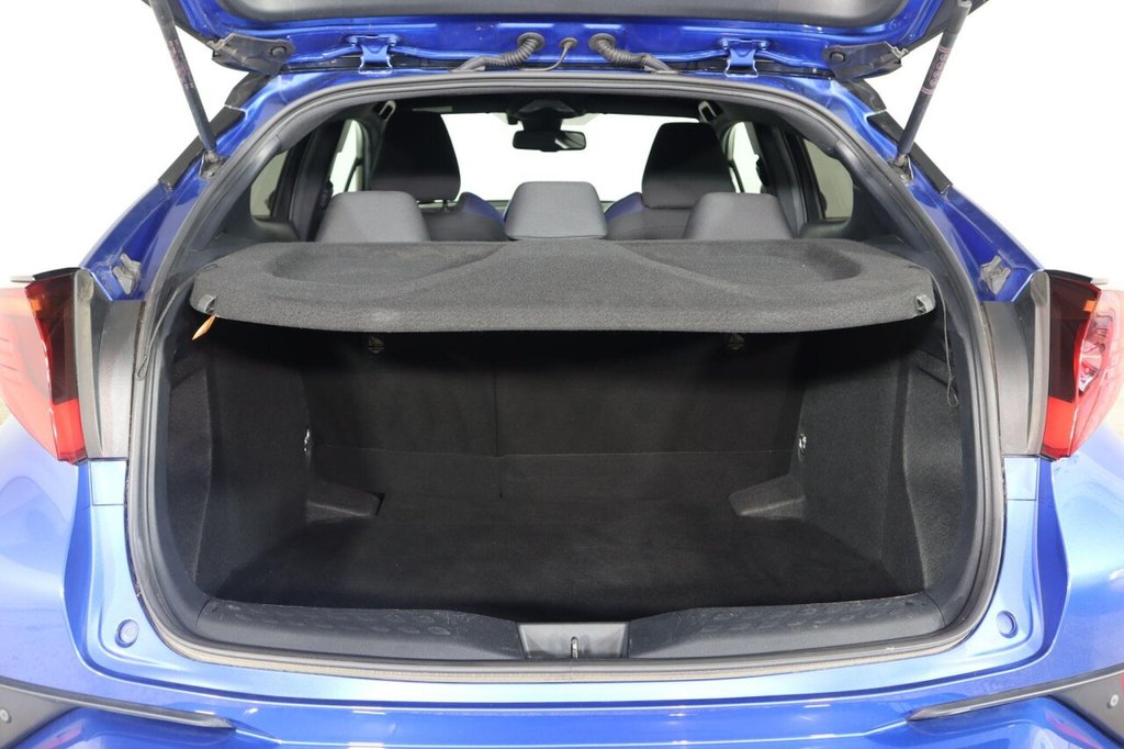 Used Toyota C-HR 2020 for sale - 77227010: Photo 45