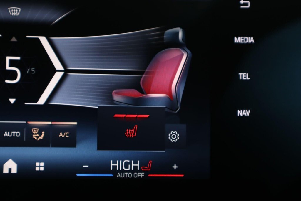 Used BMW 1 Series 2024 for sale - 77551734: Photo 37