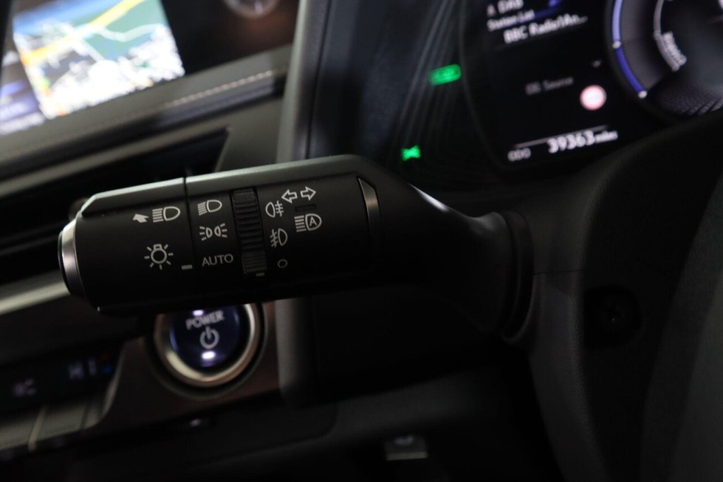 Used Lexus UX 2021 for sale - 76605024: Photo 21