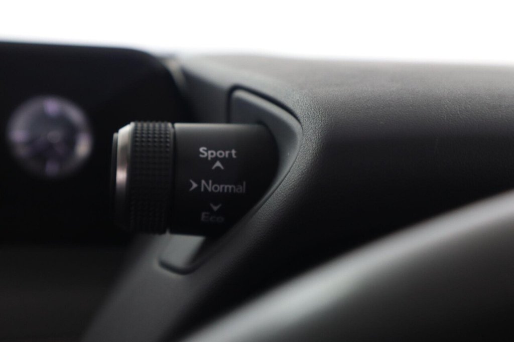 Used Lexus UX 2021 for sale - 76605024: Photo 23