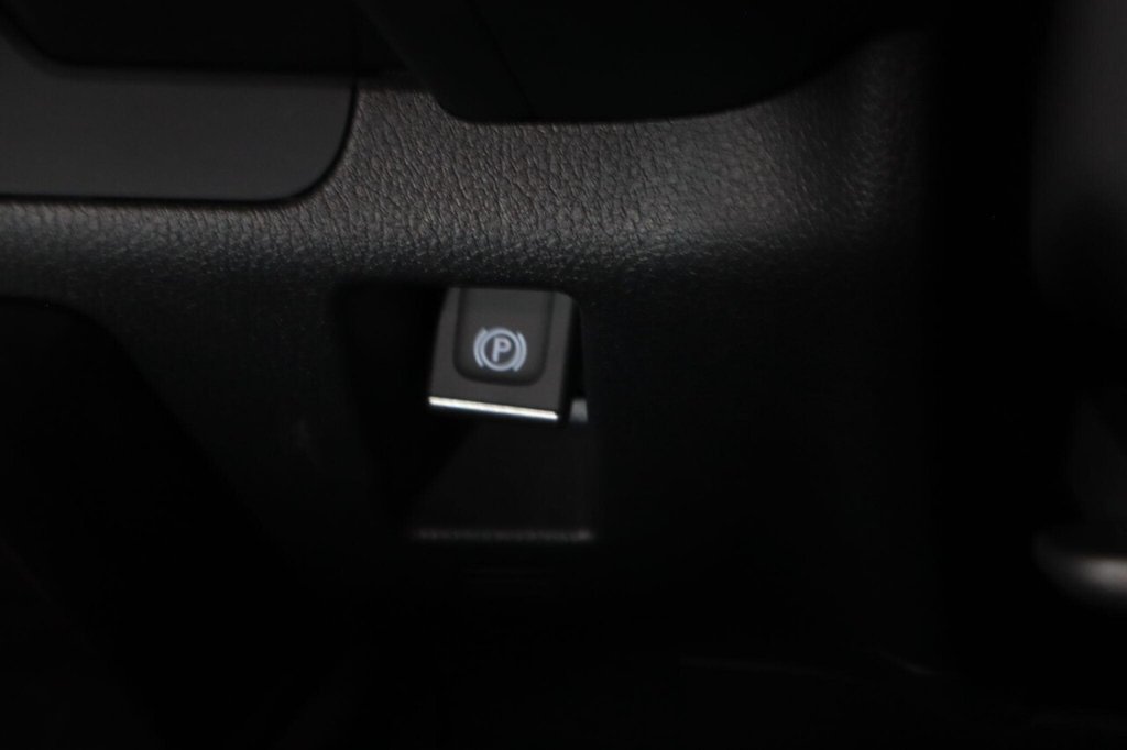 Used Lexus UX 2021 for sale - 76605024: Photo 25