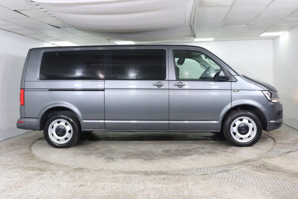 Used Volkswagen Transporter Shuttle 2019 for sale - 76417235: Photo 10