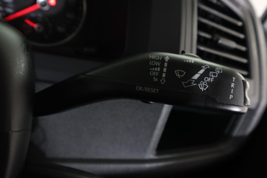 Used Volkswagen Transporter Shuttle 2019 for sale - 76417235: Photo 13