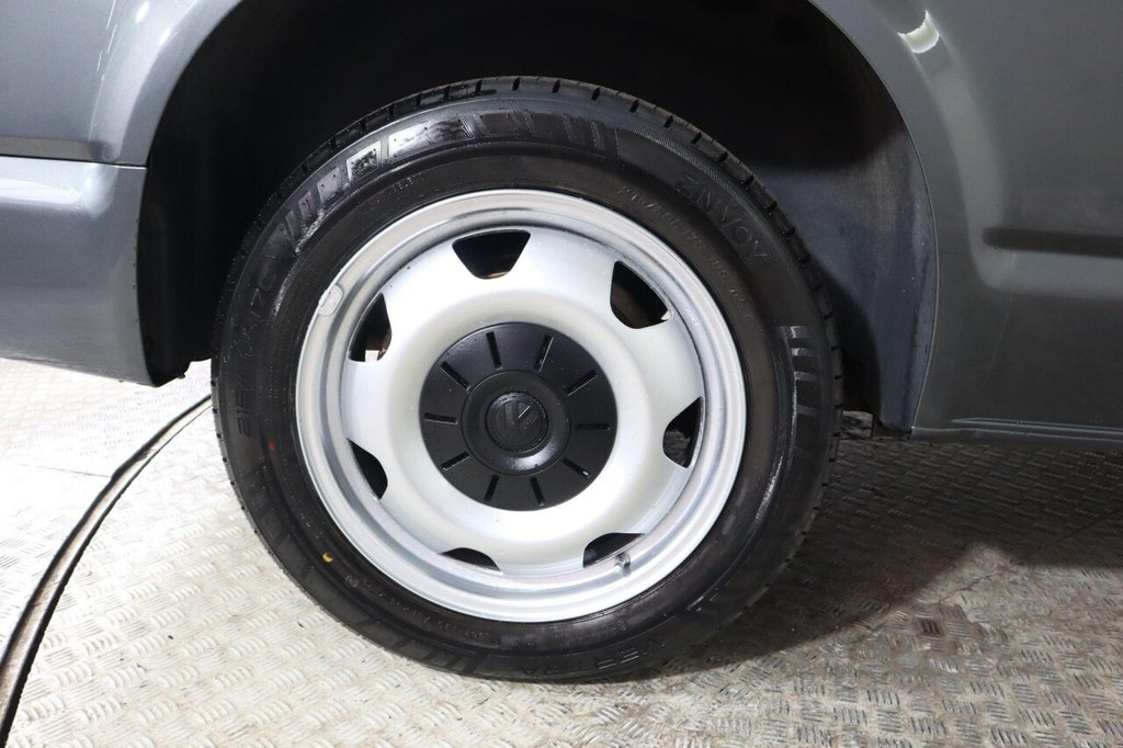 Used Volkswagen Transporter Shuttle 2019 for sale - 76417235: Photo 22