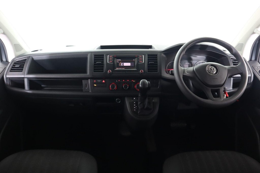 Used Volkswagen Transporter Shuttle 2019 for sale - 76417235: Photo 26