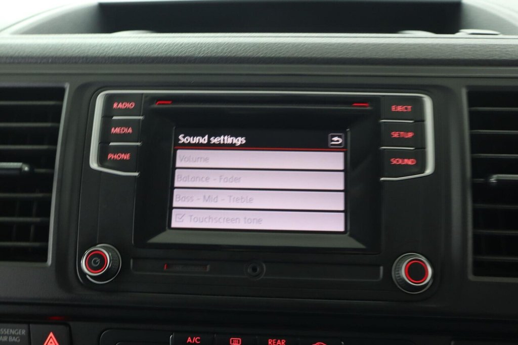 Used Volkswagen Transporter Shuttle 2019 for sale - 76417235: Photo 38