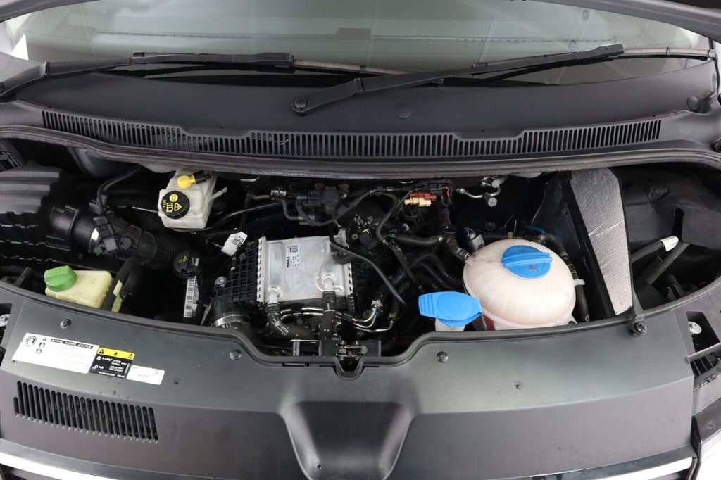 Used Volkswagen Transporter Shuttle 2019 for sale - 76417235: Photo 46