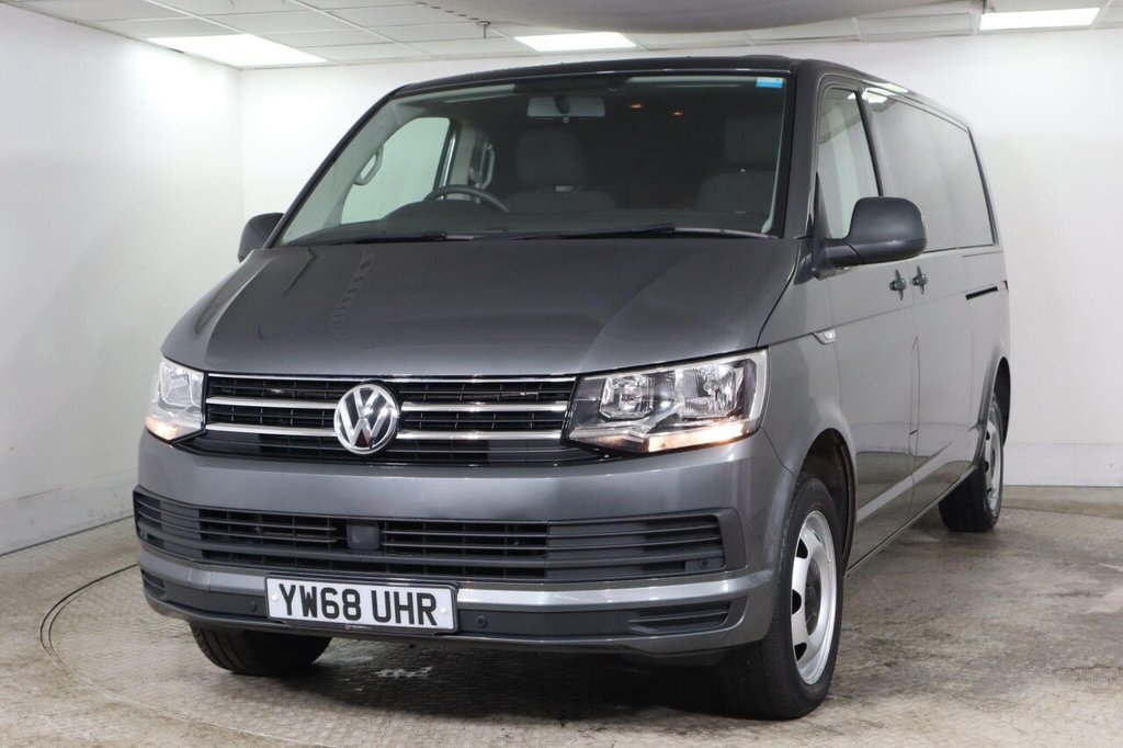 Used Volkswagen Transporter Shuttle 2019 for sale - 76417235: Photo 6