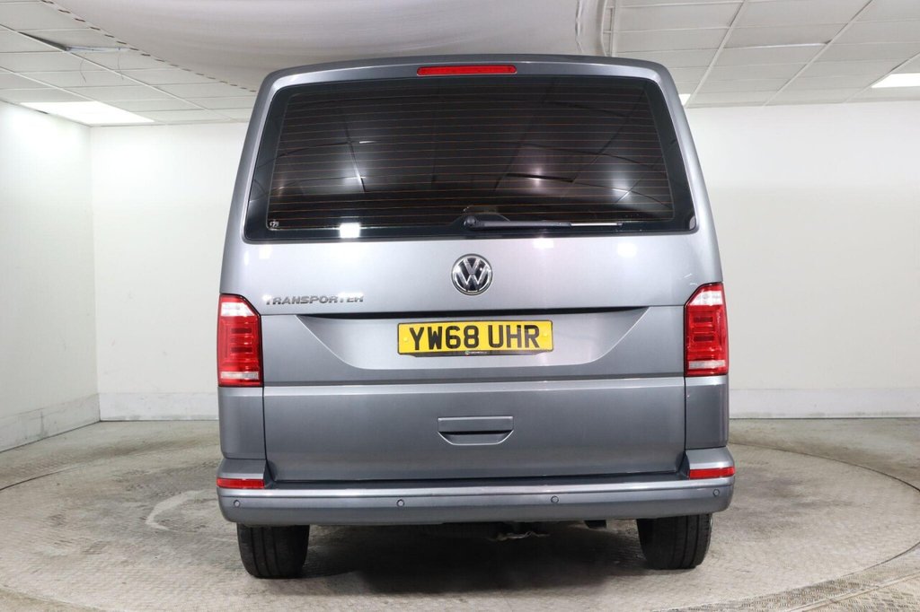 Used Volkswagen Transporter Shuttle 2019 for sale - 76417235: Photo 9