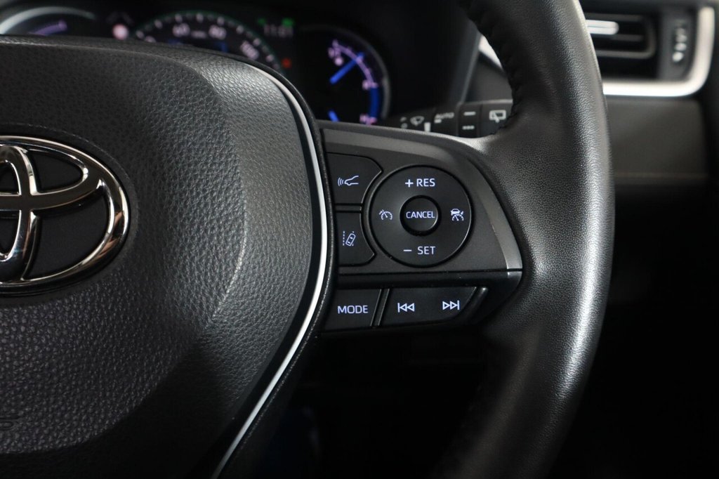 Used Toyota RAV4 2022 for sale - 76617433: Photo 17