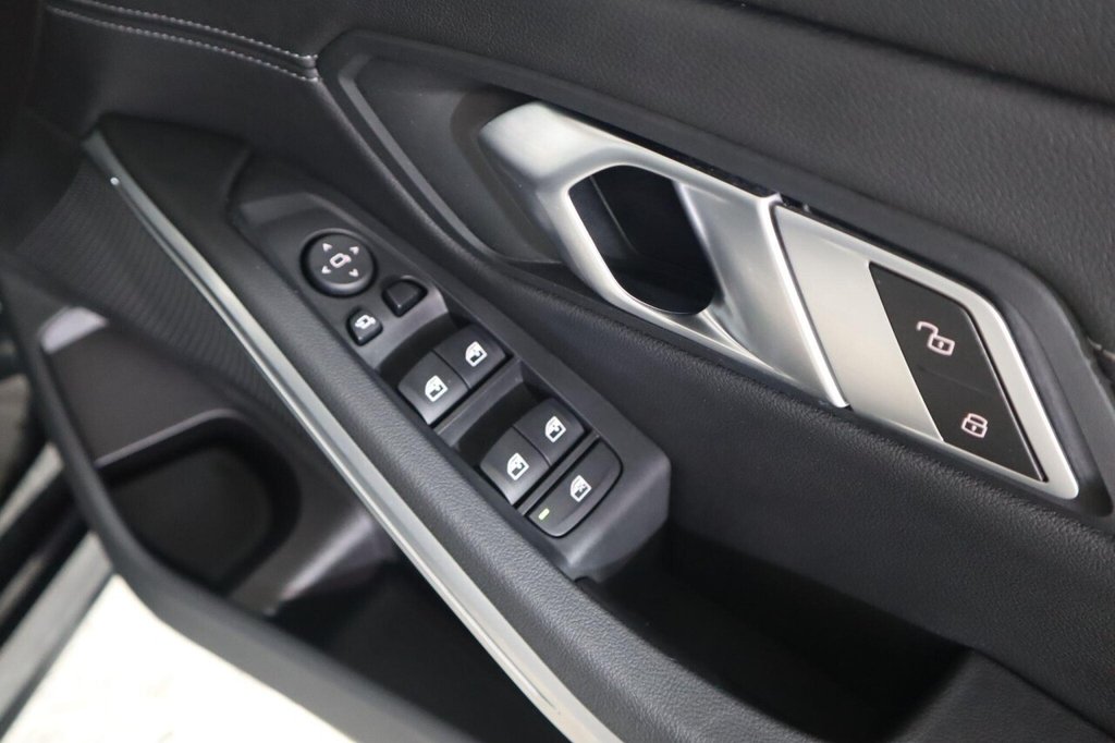 Used BMW 3 Series 2021 for sale - 76962484: Photo 34